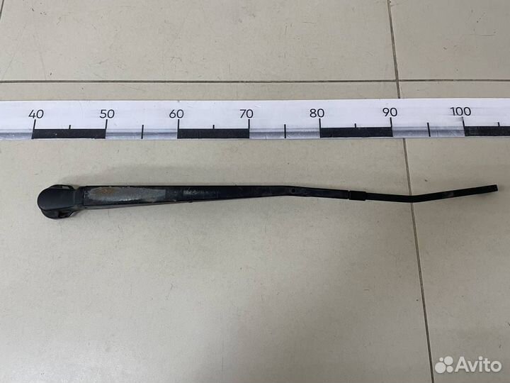 Поводок стеклоочистителя передний правый Kia Bongo