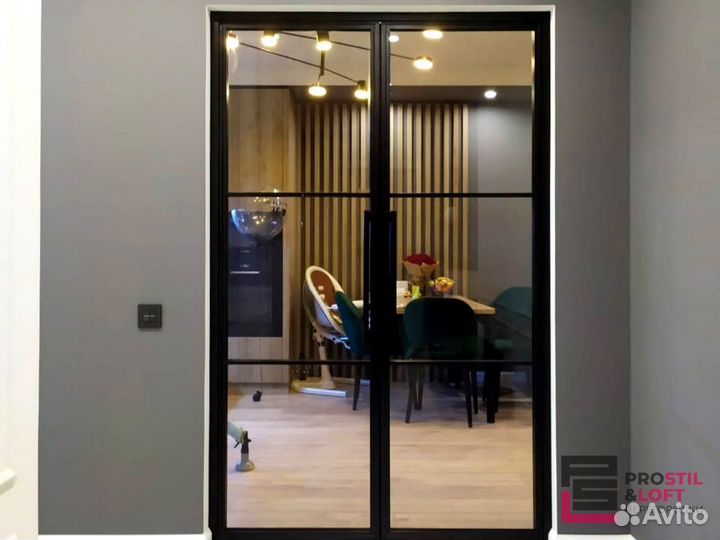 Стеклянная перегородка для зонирования