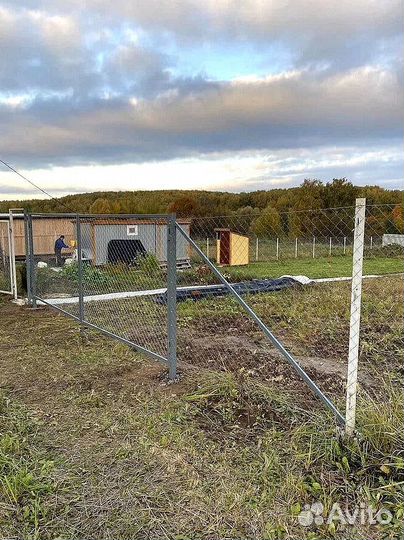 Забор из сетки Рабица