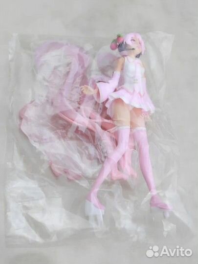 Фигурка аниме Фигурка Мику Сакура (20см, новая)