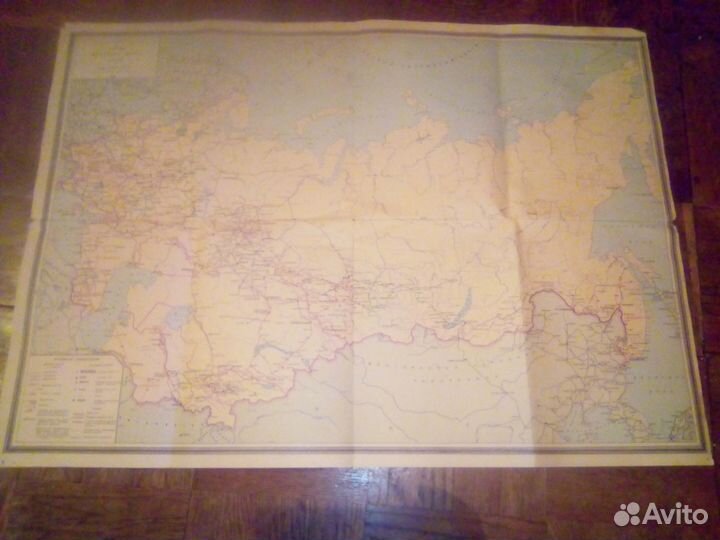 Географические карты и календари за разные годы