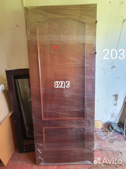 Двери (5 шт.) шпон красное дерево Испания бу