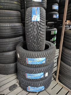 Maxxis NP5 Premitra Ice Nord 215/50 R17 96H