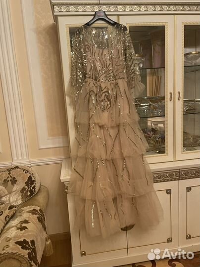 Вечернее платье