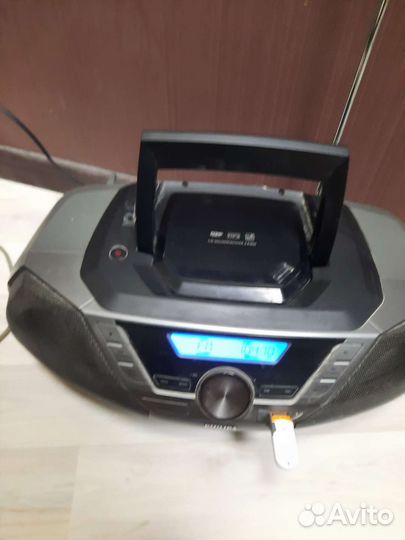 Музыкальный центр philips