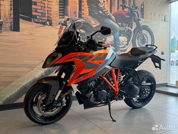 KTM 1290 super duke GT