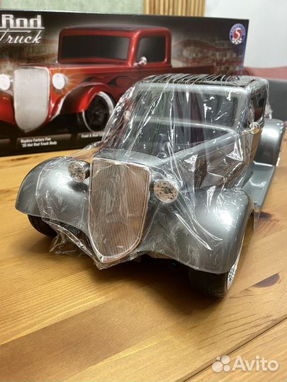 Машина на р/у Traxxas 35 Hot Rod Truck 1/10