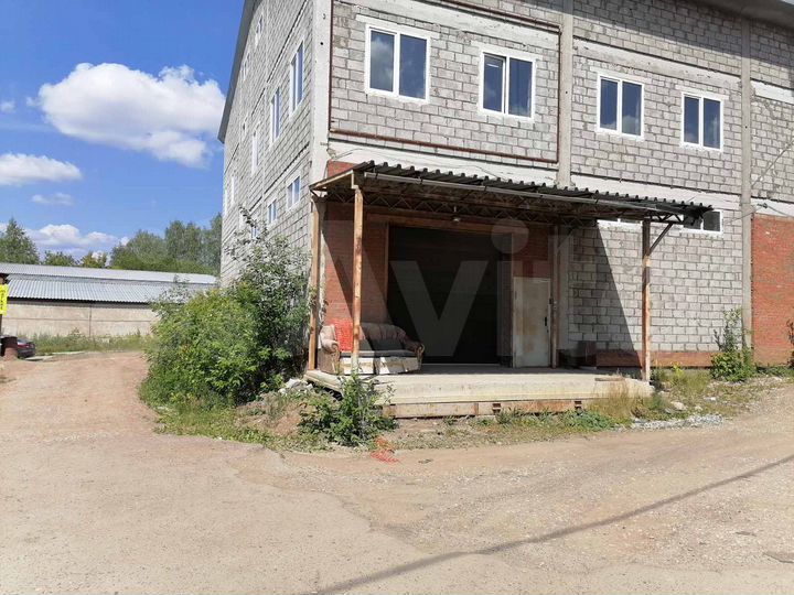 Склад / производство, 1800 м²