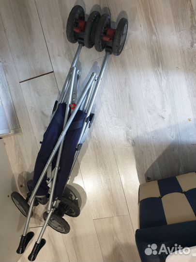 Коляска трость