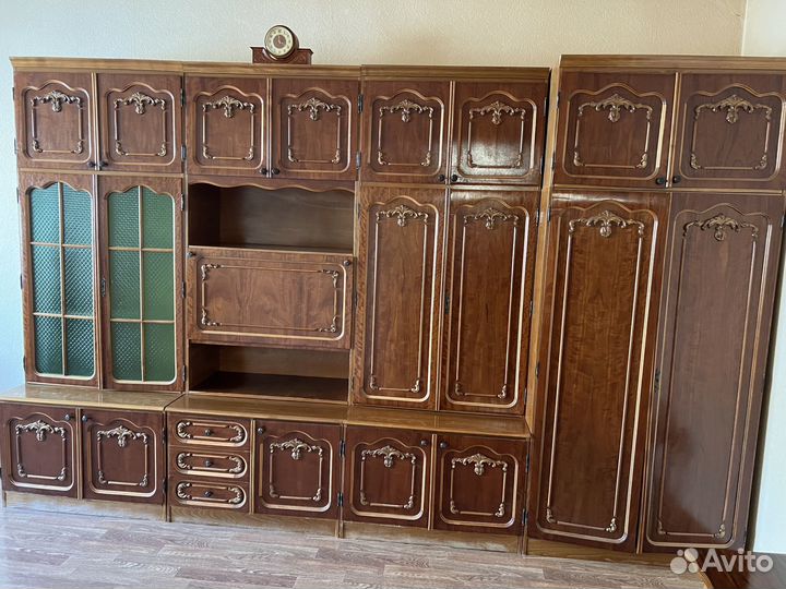 Стенка в гостиную бу