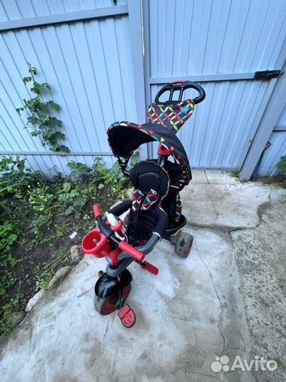 Детский велосипед с ручкой