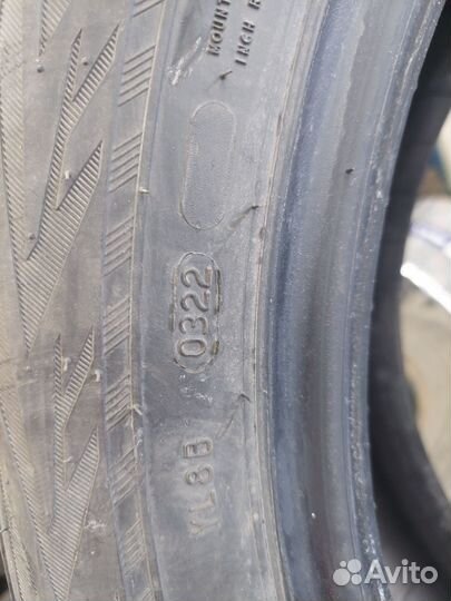 Nokian Tyres WR SUV 4 245/50 R19