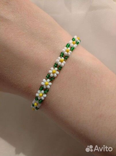 Браслеты, кольца, серьги из бисера