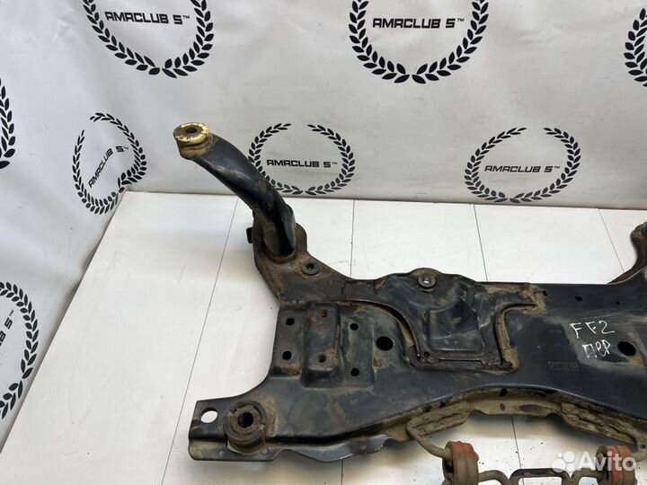 Передний подрамник Ford Focus 2 купе 2.0 aoda 2006
