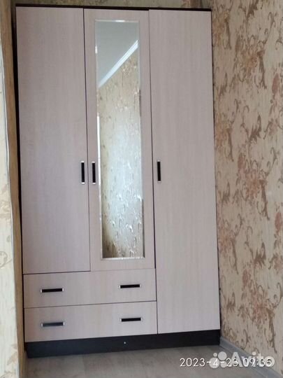 Шкаф в прихожую и шкаф для одежды