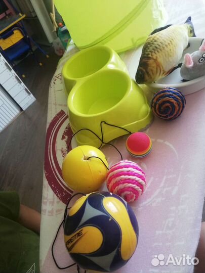 Игрушки для кошек