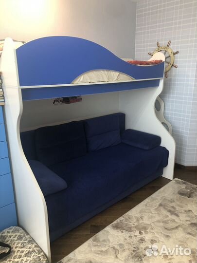 Кровать детская, диван, торшер