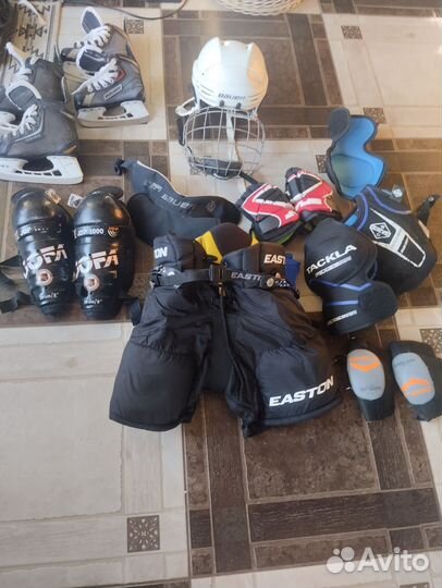 Коньки хоккейные