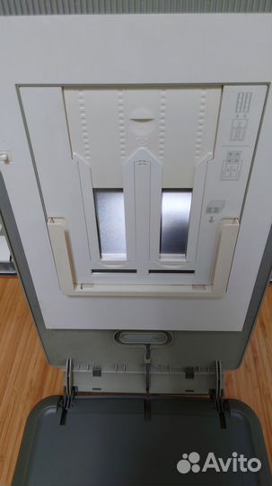 Сканер HP Scanjet 4070 Photosmart Scanner