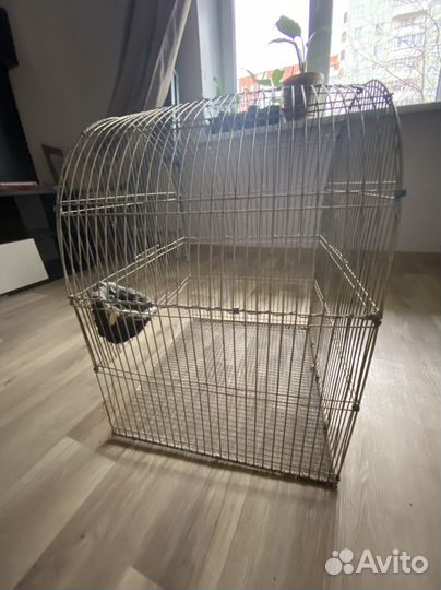 Клетка с гнездом