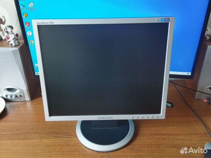 Монитор Samsung SyncMaster 740N 17 дюймов