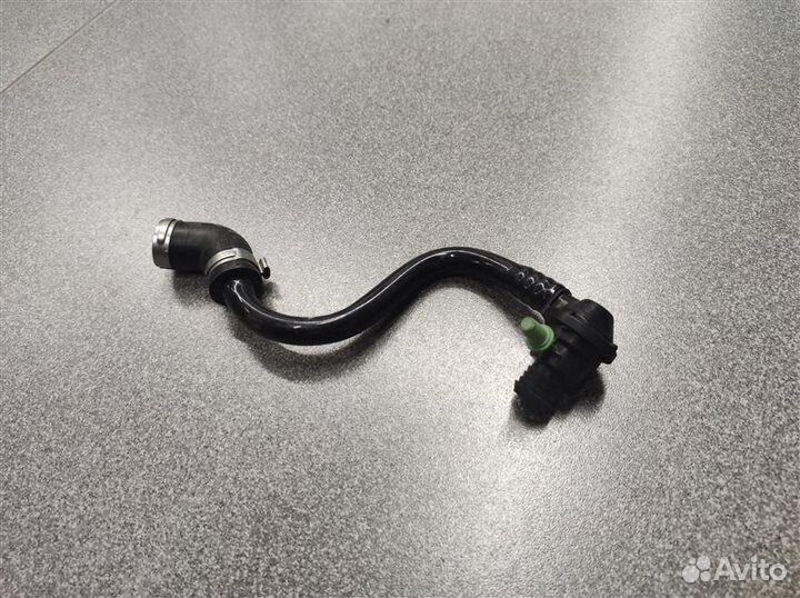 Трубка вакуумная Audi A4 B7