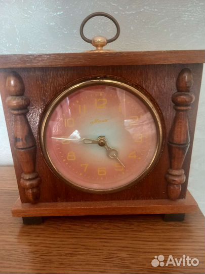 Часы настольные СССР