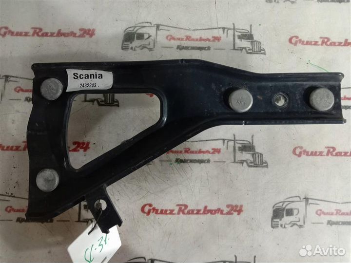 Кронштейн брызговика Scania LH 2432243