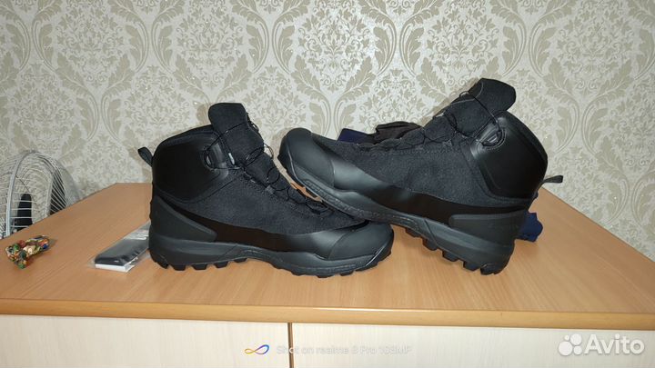 Ботинки мужские 43 размер новые