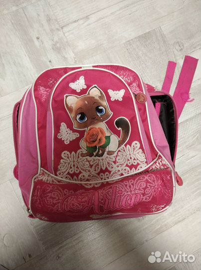 Продам рюкзак (портфель) школьный для девочки
