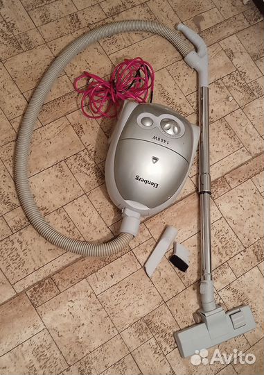 Пылесос Elenberg