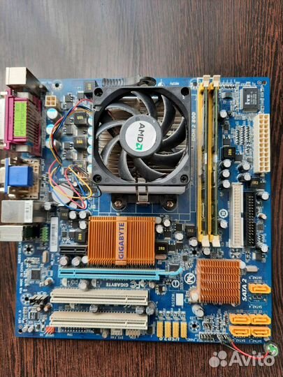 Материнская плата