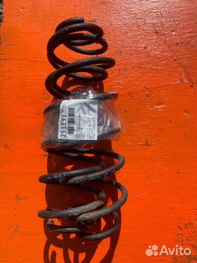 Пружина задняя Mazda Demio DY3W ZJ 2004