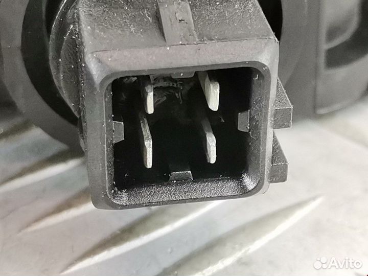 Корпус термостата Renault Laguna 2 2002 8200674368