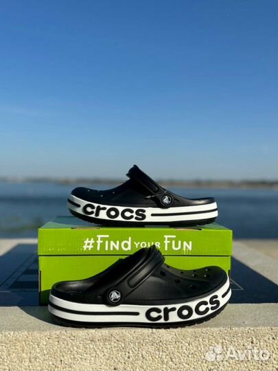 Шлепки Crocs черные