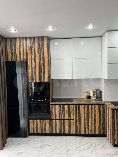 2-к. квартира, 53 м², 15/15 эт.