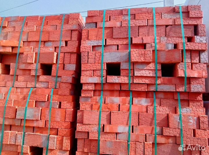 Кирпич красный