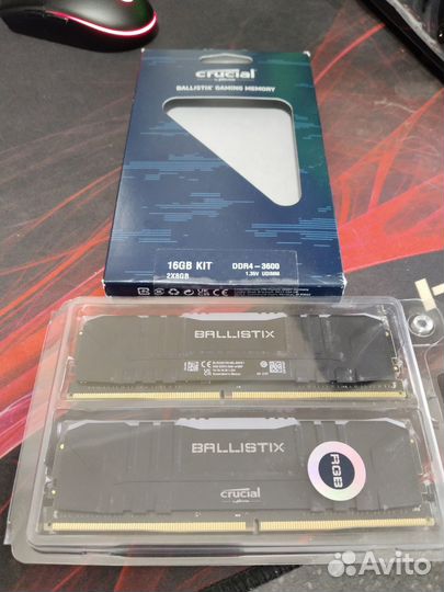 Оперативная память ddr4 crucial ballistix 16gb RGB