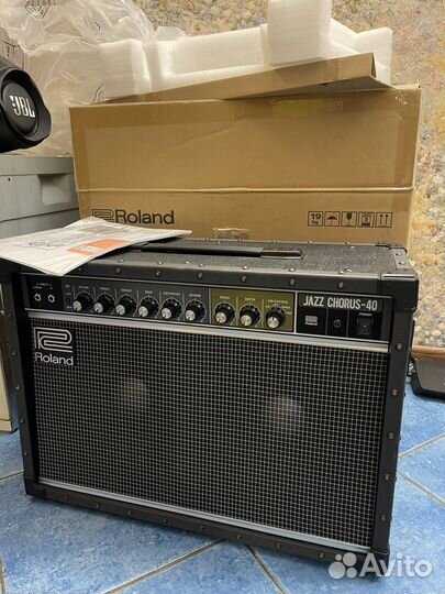 Гитарный комбоусилитель Roland JC-40