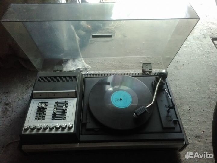 Проигрыватель мелодия 103 в