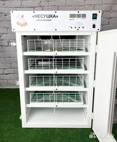 Инкубатор промышленный Несушка на 400 яиц