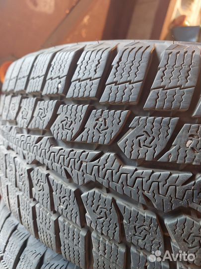 Toyo Observe GSi-6 215/60 R16 95H