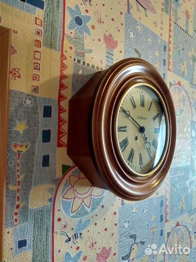 Часы настенные с боем Генрих Мозер