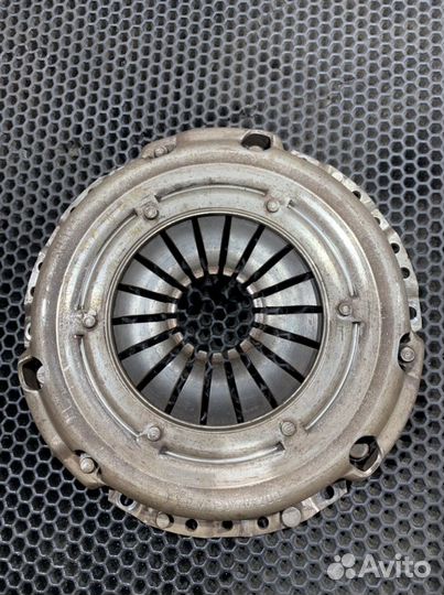 Корзина сцепления Skoda Octavia A5 1.4 BUD