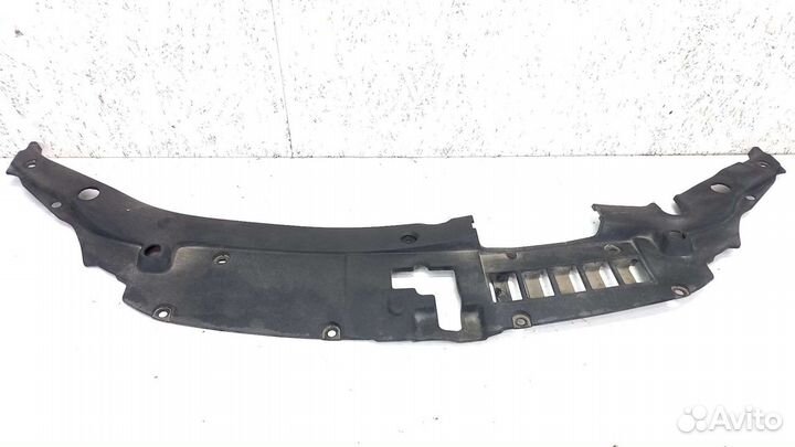 Кожух замка капота Toyota Camry v55