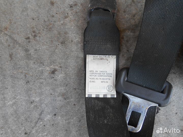 Задний ремень безопасности Toyota Corolla E15 E150
