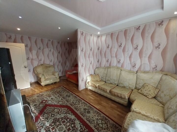 3-к. квартира, 64 м², 3/9 эт.