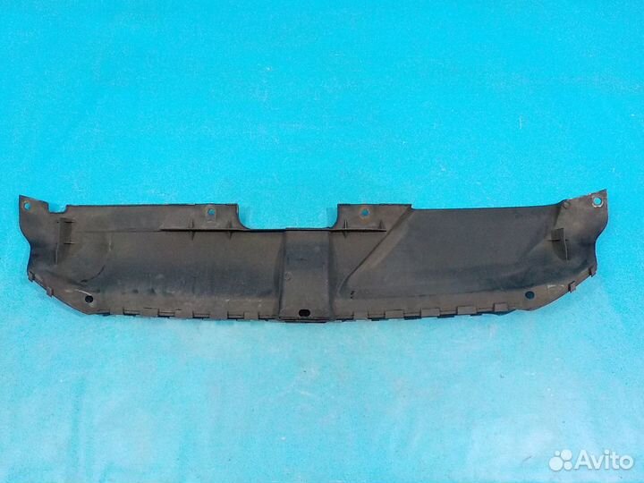 Кожух замка капота Audi A4 (B8) 2007-2015