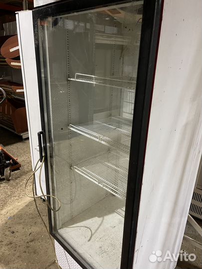 Шкаф холодильный 1 дверь стекло на 650 л