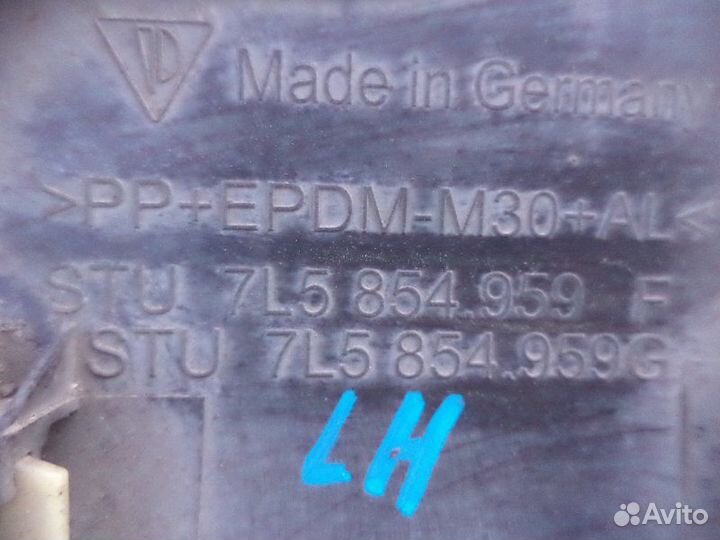 Молдинг на крыло передний левый Porsche Cayenne